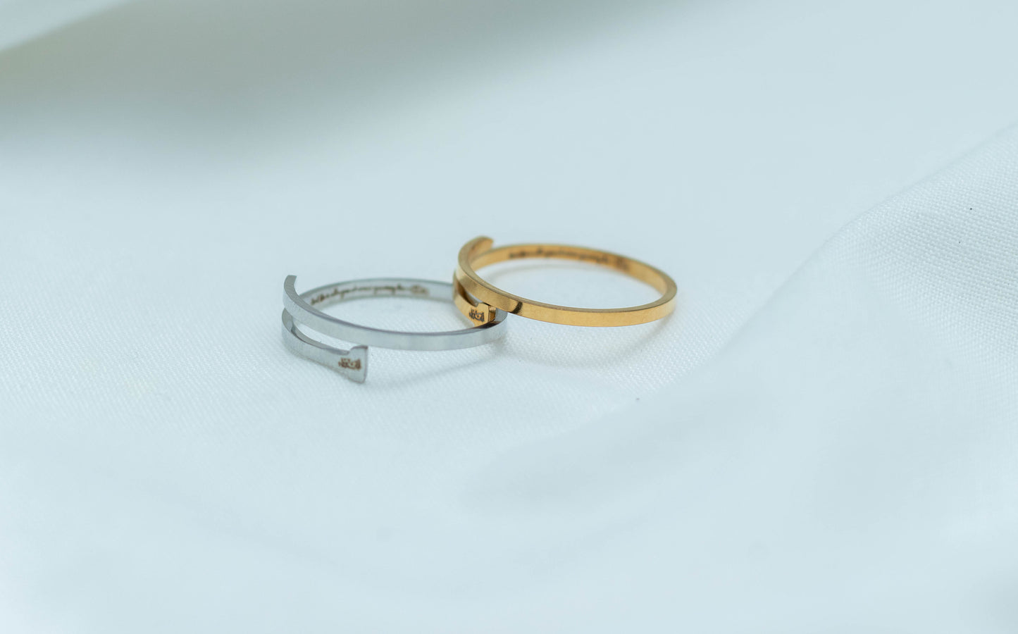 وَهُوَ مَعَكُمْ أَيْنَ مَا كُنْتُمْ
“and He is with you wherever you are.” ~Quran 57:4 Adjustable ring